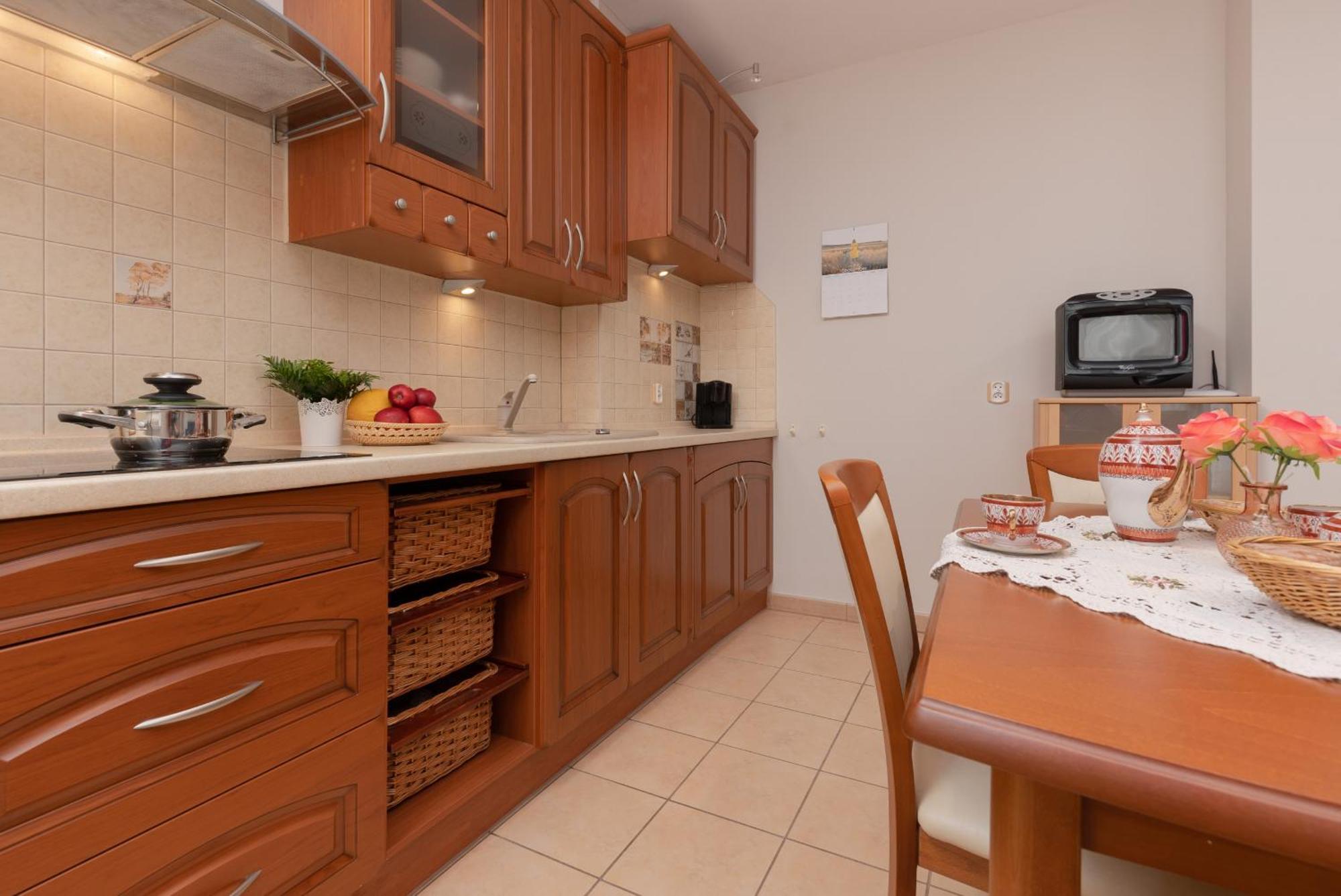 Pejzazowa Apartment Metro Wilanowska Mokotow By Noclegi Renters وارسو المظهر الخارجي الصورة